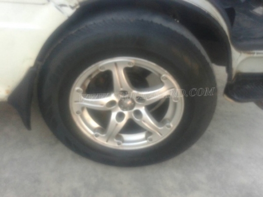 รถตู้หลังคาสูง ยี่ห้อโตโยต้า ติดแก๊ซ LPG ทะเบียนพร้อม