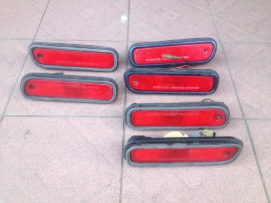 ไฟหรี่กันชนหลัง STANLEY เเท้เก่าญี่ปุ่นสภาพดีทุกคู่ คู่ละ