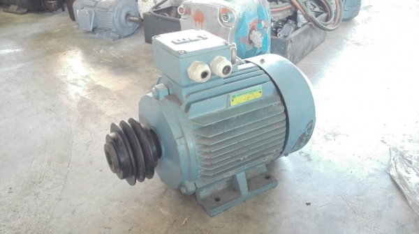 ====== SOLD OUT!! ====== มอเตอร์ WAT Austria 7.5 HP. 2900 RPM. 380V. รอบเร็ว วิ่งเงียบ สภาพสวยพร้อมใช้