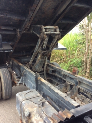 ISUZU NPR ดั้ม(สามมิตร) รถห้างแท้ เครื่อง130 แรง เครื่องดีชัชชีสวยจัด คานหน้า-หลัง F ขาย 490,000 บาท ศุภากร 081-1903107, 081-4252943