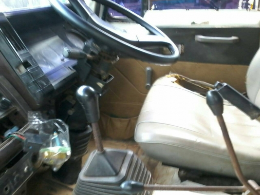 รถอีซูซุ 6 ล้อดั้ม FSR / 145 แรงม้า. ปี 37.   สนใจติดต่อ  081 - 6079515