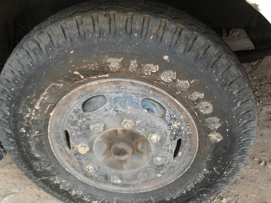 รถอีซูซุ 6 ล้อดั้ม FSR / 145 แรงม้า. ปี 37.   สนใจติดต่อ  081 - 6079515