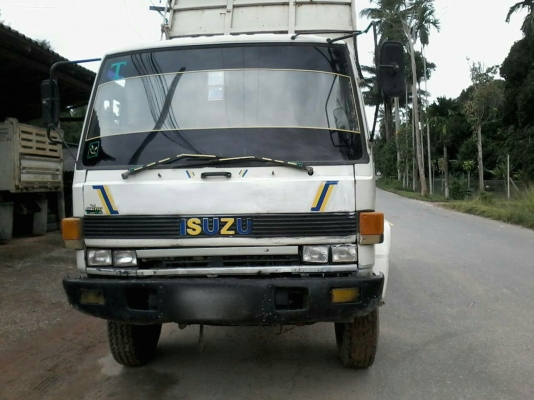 รถอีซูซุ 6 ล้อดั้ม FSR / 145 แรงม้า. ปี 37.   สนใจติดต่อ  081 - 6079515