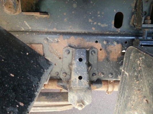 รถอีซุซุ 6 ล้อดั้ม NPR 150 แรงม้า ปี 52. ( รถวิ่ง 2xx,xxx กม. ) สนใจติดต่อ 081 - 6079515 รถอีซุซุ 6 ล้อดั้ม NPR 150 แรงม้า ปี 52. ( รถวิ่ง 2xx,xxx กม. ) สนใจติดต่อ 081 - 6079515