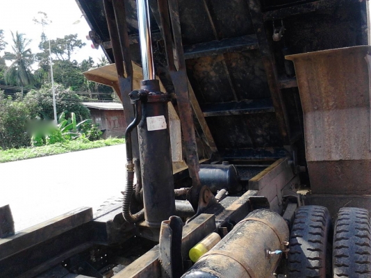 รถอีซุซุ 6 ล้อดั้ม NPR 150 แรงม้า ปี 52. ( รถวิ่ง 2xx,xxx กม. ) สนใจติดต่อ 081 - 6079515 รถอีซุซุ 6 ล้อดั้ม NPR 150 แรงม้า ปี 52. ( รถวิ่ง 2xx,xxx กม. ) สนใจติดต่อ 081 - 6079515