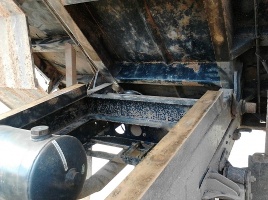 รถอีซุซุ 6 ล้อดั้ม NPR 150 แรงม้า ปี 52. ( รถวิ่ง 2xx,xxx กม. ) สนใจติดต่อ 081 - 6079515 รถอีซุซุ 6 ล้อดั้ม NPR 150 แรงม้า ปี 52. ( รถวิ่ง 2xx,xxx กม. ) สนใจติดต่อ 081 - 6079515