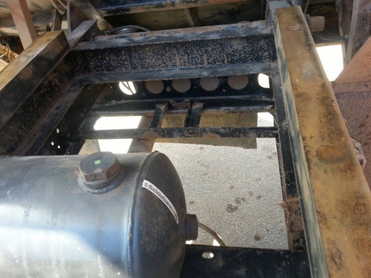 รถอีซุซุ 6 ล้อดั้ม NPR 150 แรงม้า ปี 52. ( รถวิ่ง 2xx,xxx กม. ) สนใจติดต่อ 081 - 6079515 รถอีซุซุ 6 ล้อดั้ม NPR 150 แรงม้า ปี 52. ( รถวิ่ง 2xx,xxx กม. ) สนใจติดต่อ 081 - 6079515