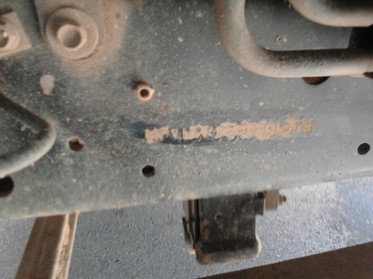 รถอีซุซุ 6 ล้อดั้ม NPR 150 แรงม้า ปี 52. ( รถวิ่ง 2xx,xxx กม. ) สนใจติดต่อ 081 - 6079515 รถอีซุซุ 6 ล้อดั้ม NPR 150 แรงม้า ปี 52. ( รถวิ่ง 2xx,xxx กม. ) สนใจติดต่อ 081 - 6079515