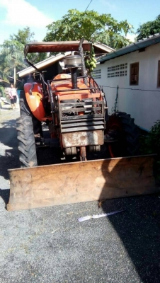 ขายรถไถ KUBOTA M7040 ใบมีดดันหน้า 6 จาน เอกสารเล่มทะเบียน ราคา 420000