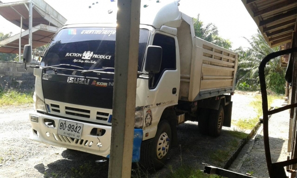 ขายรถบรรทุก 6 ล้อดัมพ์ ISUZU NQR 175 แรงม้าปี 2549 ราคา 650000