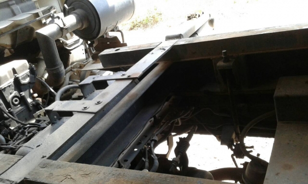 ขายรถบรรทุก 6 ล้อดัมพ์ ISUZU NQR 175 แรงม้าปี 2549 ราคา 650000