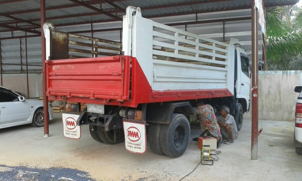 ขายรถบรรทุก 6 ล้อดัมพ์ HINO FC9J 175 แรงม้าปี 2549 ราคา 850000