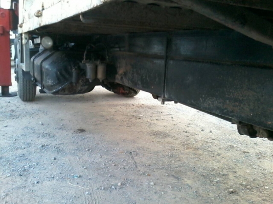 ขายFF180แรงติดเครนUNIC500ท้องปลิง4ปลอก3ชักขาเหลี่ยมยาว7.20เมตร