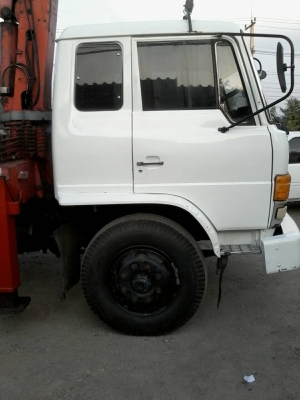 ขายFF180แรงติดเครนUNIC500ท้องปลิง4ปลอก3ชักขาเหลี่ยมยาว7.20เมตร