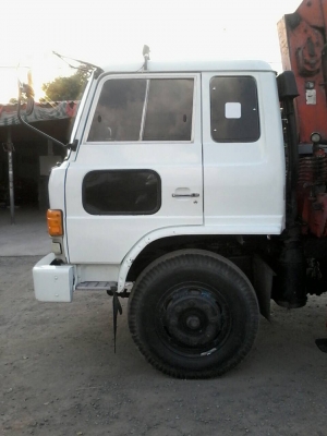 ขายFF180แรงติดเครนUNIC500ท้องปลิง4ปลอก3ชักขาเหลี่ยมยาว7.20เมตร