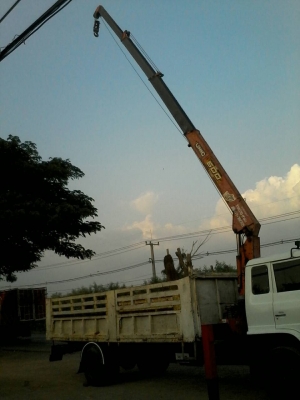 ขายFF180แรงติดเครนUNIC500ท้องปลิง4ปลอก3ชักขาเหลี่ยมยาว7.20เมตร