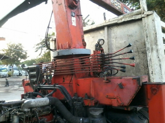 ขายFF180แรงติดเครนUNIC500ท้องปลิง4ปลอก3ชักขาเหลี่ยมยาว7.20เมตร