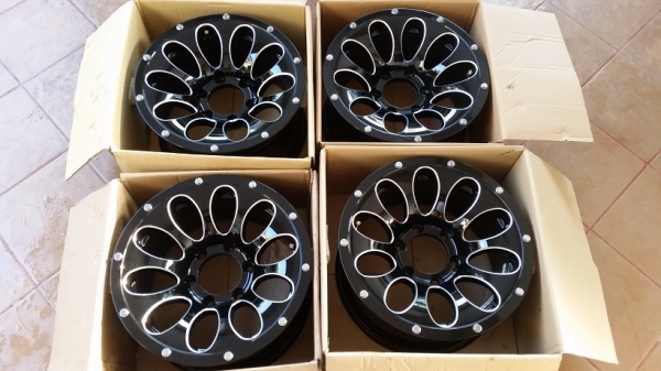 ขายล้อขอบ 16 กว้าง 8.5 ออฟ 0