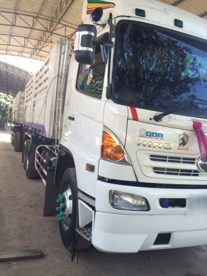 รถฮีโน่ 10 ล้อดั้ม 344 แรงม้า. ปี 56. ( รถวิ่ง 2xx,xxx กว่า กม. ) , ( ขาย แม่ , ลูก. )    สนใจติดต่อ  081 - 6079515