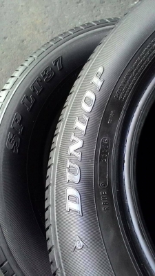 215/65R16 DUNLOP SP LT37 ปี2013 ชุด 4 เส้น tel.081-427-3941 ไอดีไลน์ autobot107 215/65R16 DUNLOP SP LT37 ปี2013 ชุด 4 เส้น tel.081-427-3941 ไอดีไลน์ autobot107