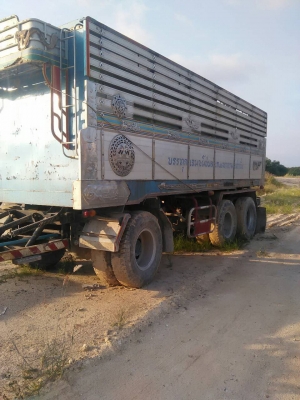 HINO MEGA 320แรงแม่ลูก 3คานคอกเกษตรปี47 HINO MEGA 320แรงแม่ลูก 3คานคอกเกษตรปี47