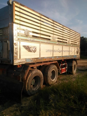 HINO MEGA 320แรงแม่ลูก 3คานคอกเกษตรปี47 HINO MEGA 320แรงแม่ลูก 3คานคอกเกษตรปี47
