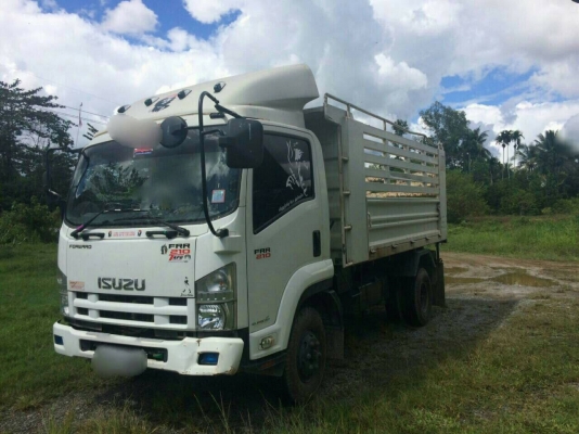 รถอีซูซุ 6 ล้อดั้ม FRR 210 แรงม้า  ปี 53.  ( รถวิ่ง 1xx,xxx กม. )     สนใจติดต่อ  081 - 6079515