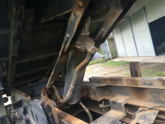 รถอีซูซุ 6 ล้อดั้ม FRR 210 แรงม้า  ปี 53.  ( รถวิ่ง 1xx,xxx กม. )     สนใจติดต่อ  081 - 6079515