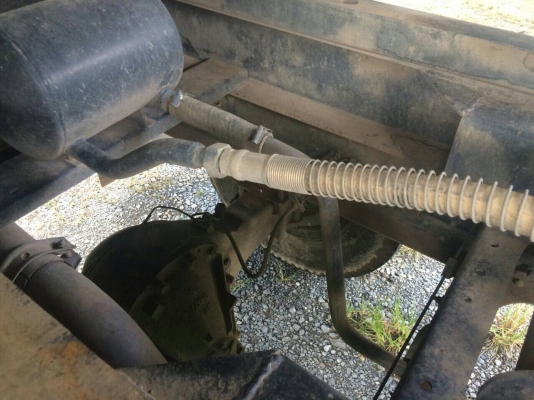 รถอีซูซุ 6 ล้อดั้ม FRR 210 แรงม้า  ปี 53.  ( รถวิ่ง 1xx,xxx กม. )     สนใจติดต่อ  081 - 6079515