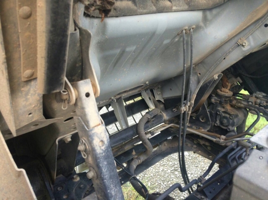 รถอีซูซุ 6 ล้อดั้ม FRR 210 แรงม้า  ปี 53.  ( รถวิ่ง 1xx,xxx กม. )     สนใจติดต่อ  081 - 6079515