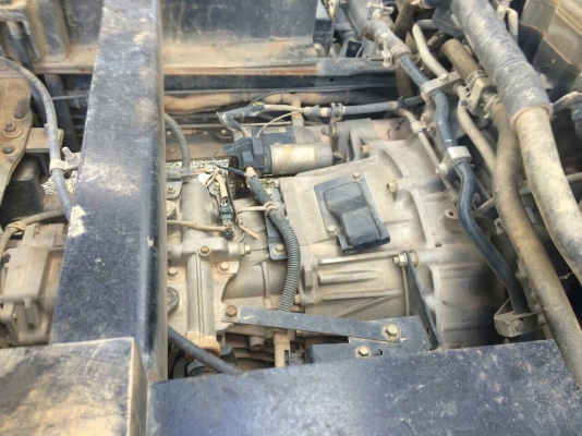 รถอีซูซุ 6 ล้อดั้ม FRR 210 แรงม้า  ปี 53.  ( รถวิ่ง 1xx,xxx กม. )     สนใจติดต่อ  081 - 6079515