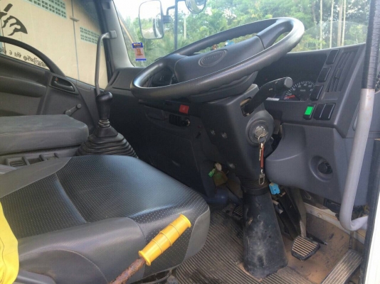 รถอีซูซุ 6 ล้อดั้ม FRR 210 แรงม้า  ปี 53.  ( รถวิ่ง 1xx,xxx กม. )     สนใจติดต่อ  081 - 6079515