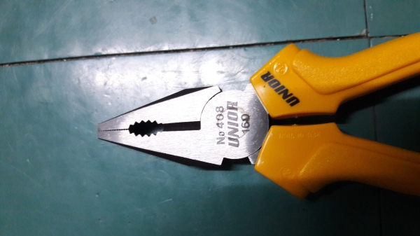 ขายคีมปากจิ้งจกUNIOR ขนาด6" งานเก่าสโลวีเนียเก่าเก็บ