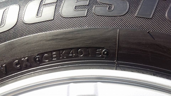 ขายล้อแม็กป้ายแดง dmax 16" พร้อมยางปี15 สนใจติดต่อตาเล็ก ล้อและยาง 081-3747940 ครับ