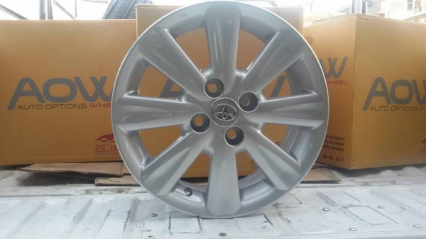 ขายล้อแม็ก vios gt/yaris 15" ทำสีมาใหม่  สนใจติดต่อ ตาเล็ก ล้อและยาง 081-3747940