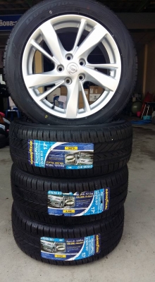 ขายล้อแม็ก nissan teana 17" ทำสีมาใหม่ สนใจติดต่อ ตาเล็ก ล้อและยาง ครับ 081-3747940