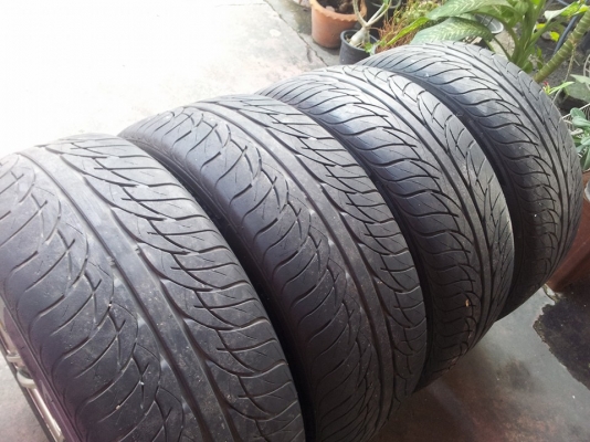 ขอบ 20 พร้อมยาง สภาพสวย ไม่มีซ่อม ขอบ 20 พร้อมยาง สภาพสวย ไม่มีซ่อม