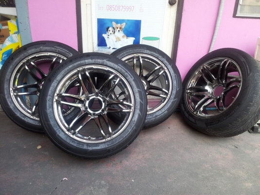 ขอบ 20 พร้อมยาง สภาพสวย ไม่มีซ่อม ขอบ 20 พร้อมยาง สภาพสวย ไม่มีซ่อม