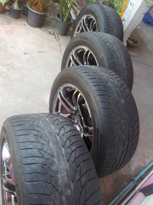 ขอบ 20 พร้อมยาง สภาพสวย ไม่มีซ่อม ขอบ 20 พร้อมยาง สภาพสวย ไม่มีซ่อม