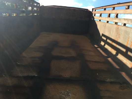 ขายดั้มเรือ...จะยกลงจาก10ล้ออีซุฯ ครบชุด สภาพดี สีไม่สวย