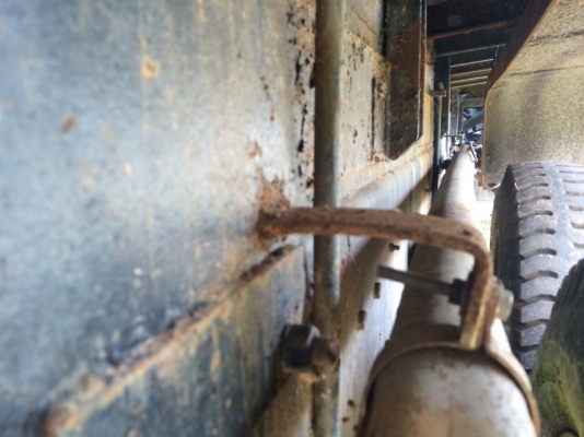 ขายดั้มเรือ...จะยกลงจาก10ล้ออีซุฯ ครบชุด สภาพดี สีไม่สวย