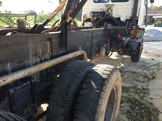 ขายดั้มเรือ...จะยกลงจาก10ล้ออีซุฯ ครบชุด สภาพดี สีไม่สวย