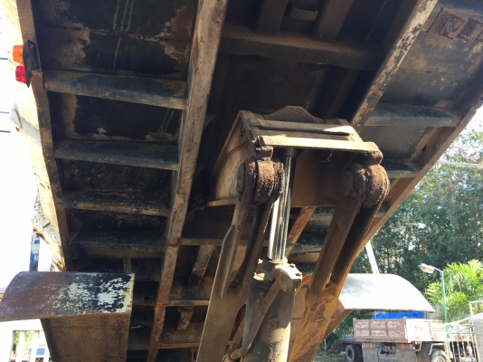 ขายดั้มเรือ...จะยกลงจาก10ล้ออีซุฯ ครบชุด สภาพดี สีไม่สวย