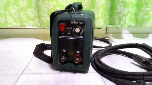 ตู้เชื่อมไฟฟ้า ลองเวล ขนาด 150 สภาพดีพร้อมใช้งานเลยครับมี ฉนวนหุ้มรองรับป้องกันไฟรั่วขั้นสูง ตู้เชื่อมไฟฟ้า ลองเวล ขนาด 150 สภาพดีพร้อมใช้งานเลยครับมี ฉนวนหุ้มรองรับป้องกันไฟรั่วขั้นสูง