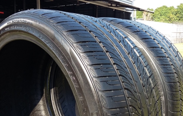 ยาง,275-35-18 Roadstone N7000 ดอกหนาปี12หนึ่งคู่ 2,700 ยาง,275-35-18 Roadstone N7000 ดอกหนาปี12หนึ่งคู่ 2,700