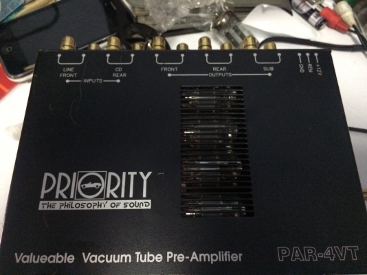 ปรีหลอด PRIORITY PAR-4VT 9V แยกFRONTและREAR อิสระแยกออกจากกัน เสียงหวานๆ มือ2 ปรีหลอด PRIORITY PAR-4VT 9V แยกFRONTและREAR อิสระแยกออกจากกัน เสียงหวานๆ มือ2
