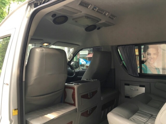 ขายรถตู้โตโยต้า ปี2011 ขายรถตู้โตโยต้า ปี2011