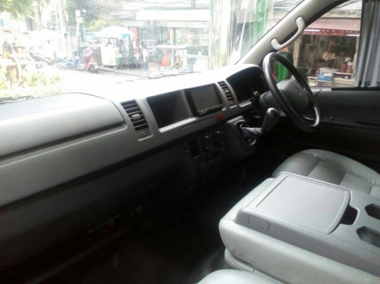 ขายรถตู้โตโยต้า  ปี2011