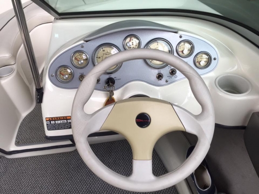 ลดราคาสปีดโบ๊ด MAXUM 18ฟุตเครื่อง3000 เพียง 469000 เท่านั้น