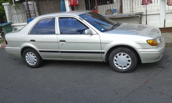 ขายtoyota soluna ปี98 เกียร์ธรรมดา 2ระบบlpg จูนe20